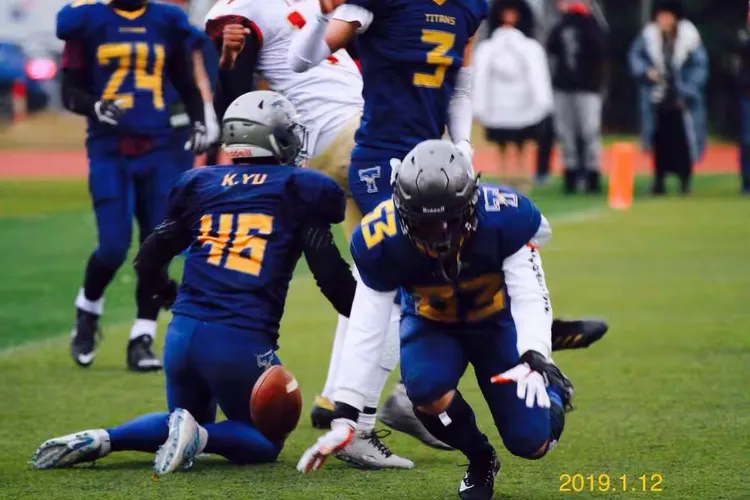 包含橄榄球总决赛即将打响,冠军归属成谜的词条 包含橄榄球总决赛即将打响,冠军归属成谜的词条