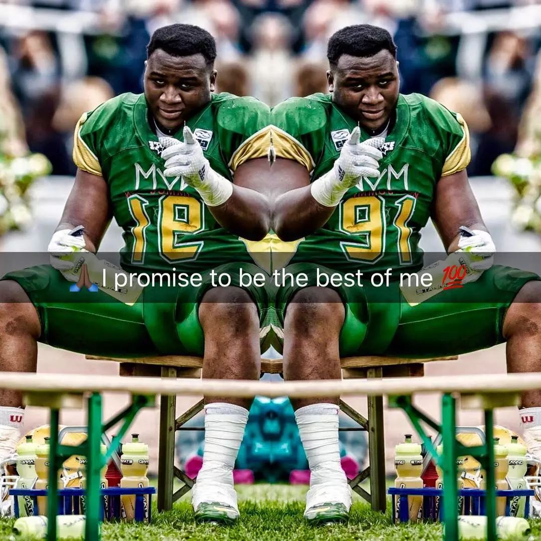 橄榄球选手赛后落泪，背后故事感人