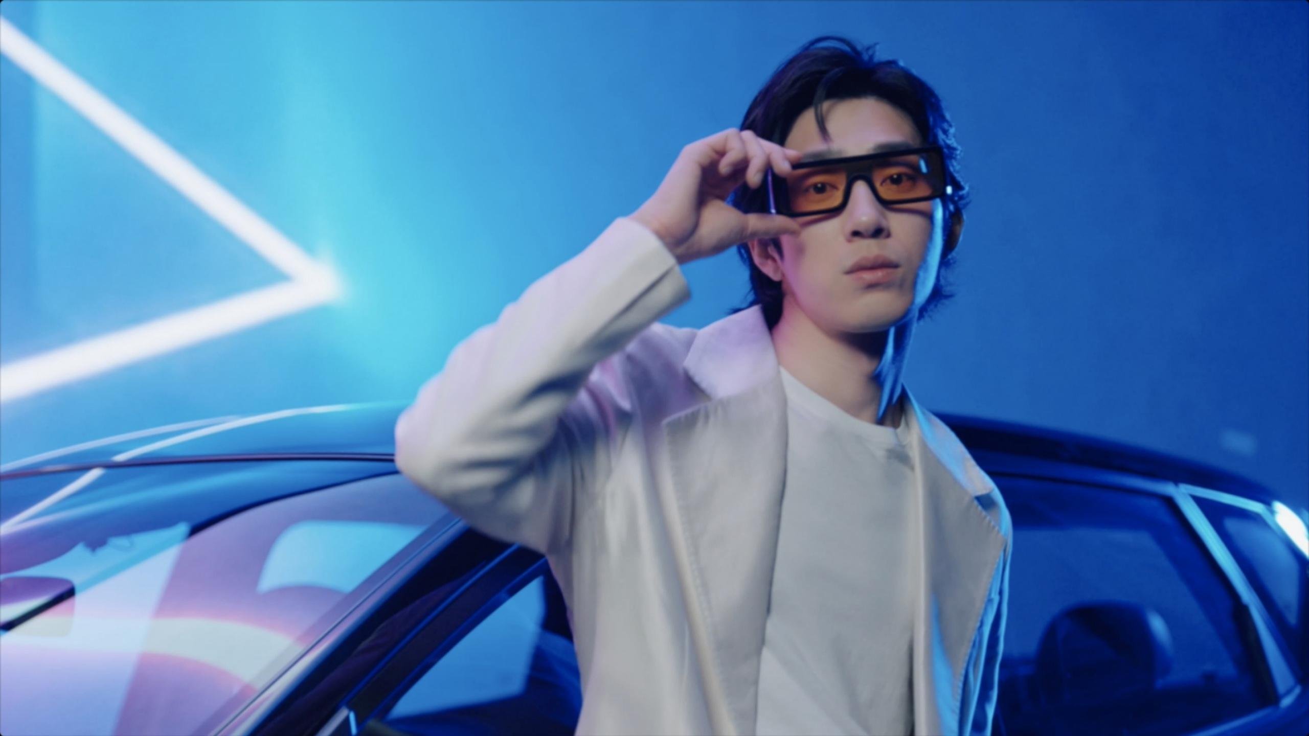 跨洲际篮球对话，欧文肆虐禁区，快船客场血洗新疆