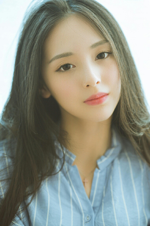 橙衣风暴下的孤星闪耀，当荷兰的碾压美学，撞上贝林厄姆的单核引擎